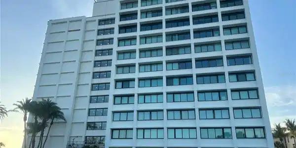 4822 OCEAN BOULEVARD
