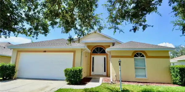 419 25TH DRIVE E