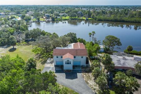 2020 COVE COURT