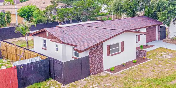 3720 BEACON SQUARE DRIVE