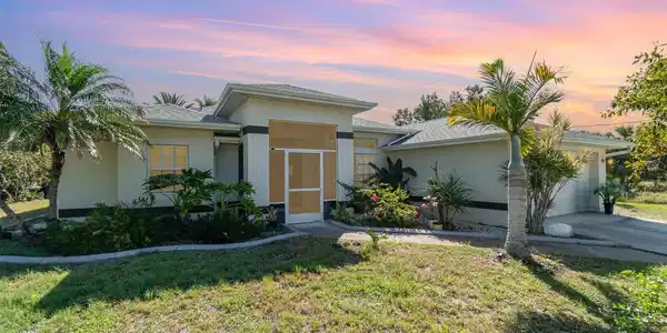 4010 YUCATAN CIRCLE