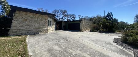 307 ORANGEWOOD LANE