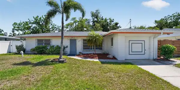 2312 GROVE STREET