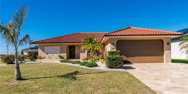 2935 MAGDALINA DRIVE