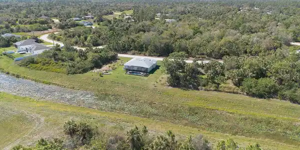 Image 4 Image 4