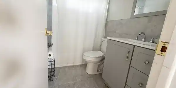 Image 4 Image 4