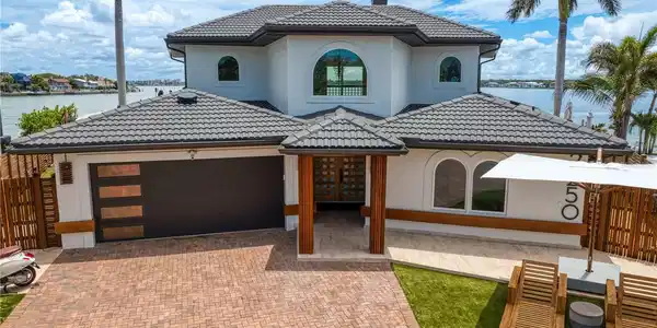 2250 DONATO DRIVE