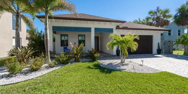 1441 BAY SHORE DRIVE