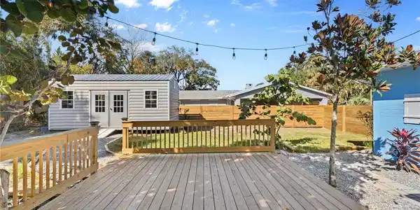 Image 4 Image 4