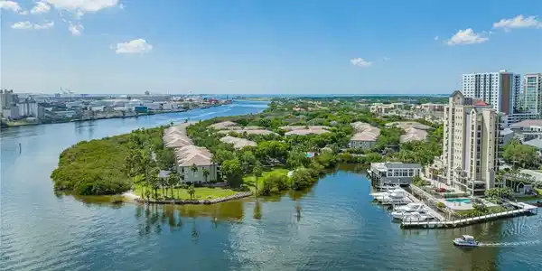 724 CORAL REEF DRIVE