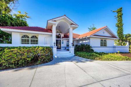365 CAPSTAN DRIVE
