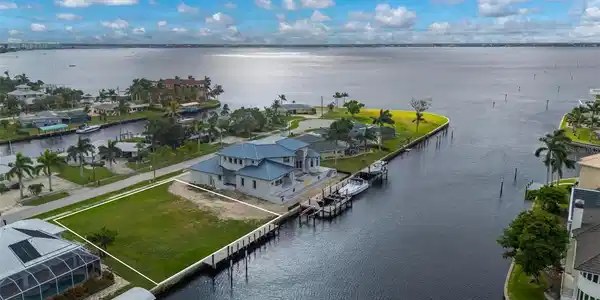234 BEENEY ROAD SE
