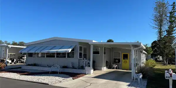 818 JOLANDA CIRCLE