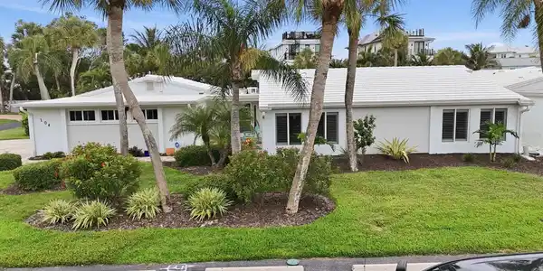 104 WHISPERING SANDS DRIVE