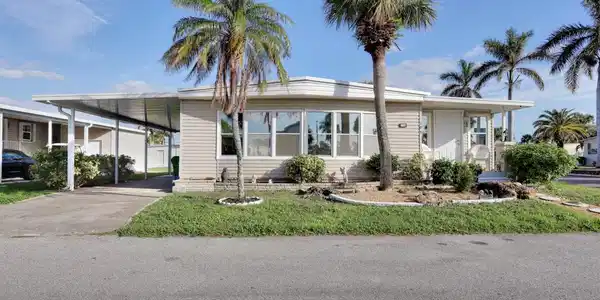 2100 KINGS HIGHWAY