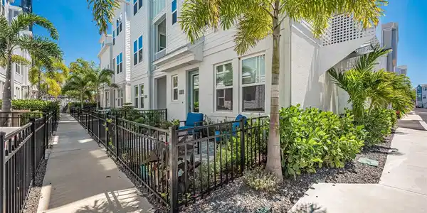 2400 EZZELL COURT