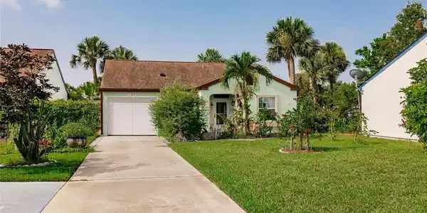 1244 E CORKTREE CIRCLE
