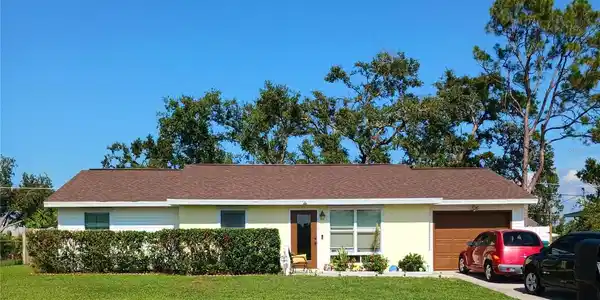 1586 BEACON DRIVE