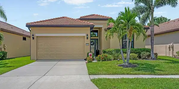 328 LAUREL FALLS DRIVE