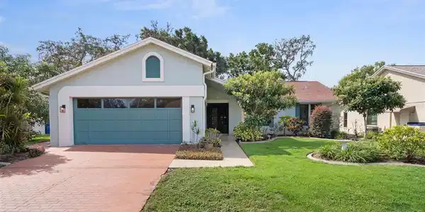 2932 WINDRIDGE DRIVE