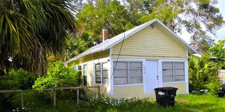 514 WOODLAWN STREET