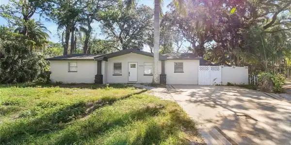 7040 MORNINGSTAR LANE