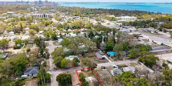 1107 PUTNAM DRIVE