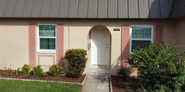 4303 SUMMERSUN DRIVE