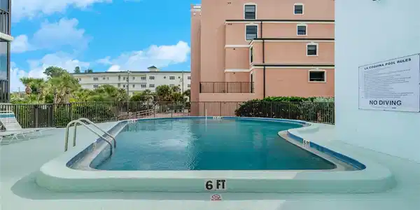 Image 4 Image 4