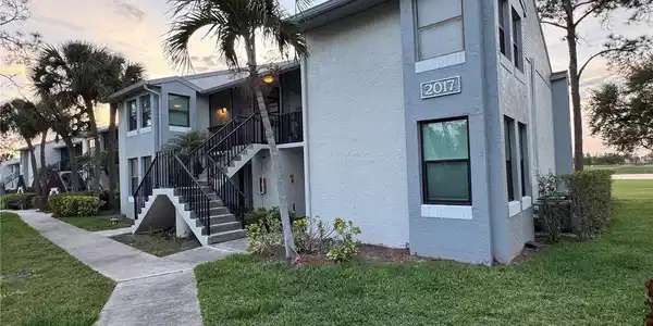 2017 SKIMMER COURT W