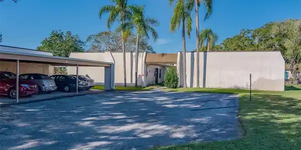 1486 MISSION HILLS BOULEVARD