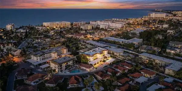 116 VISTA HERMOSA CIRCLE