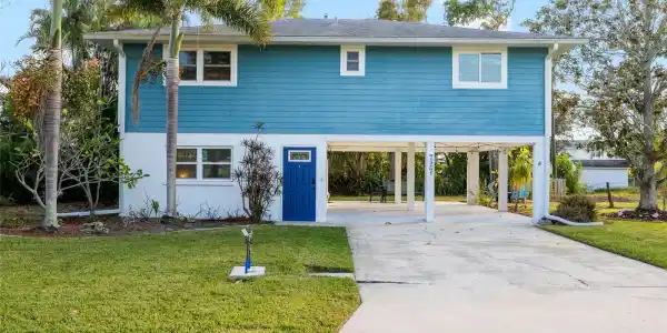 727 47TH STREET W