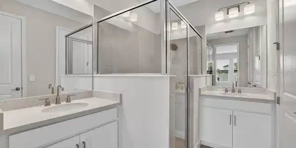 Image 4 Image 4