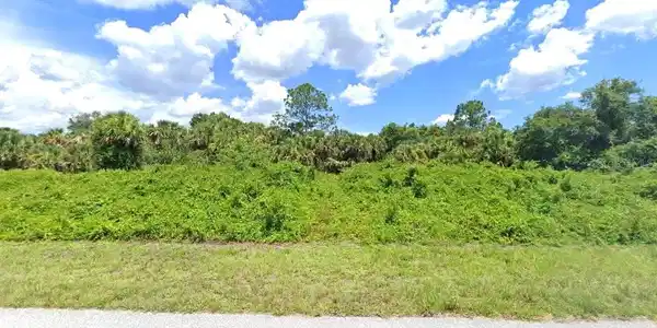 218, 226 EVARO DRIVE