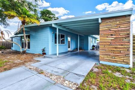 2504 N RADCLIFFE PLACE