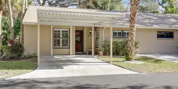 4962 VILLAGE GARDENS DRIVE