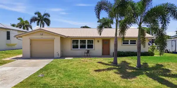 4310 PALM DRIVE