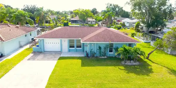 9816 ISLAND HARBOR DRIVE