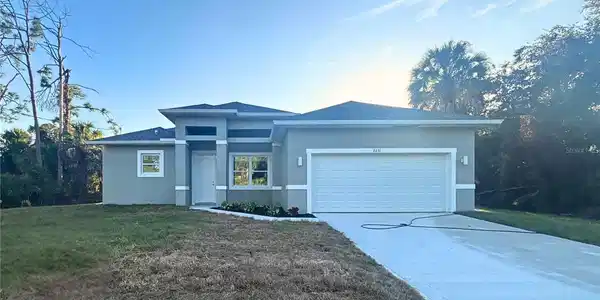 2231 VANCOUVER LANE