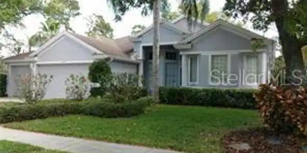 1803 LONGVIEW LANE