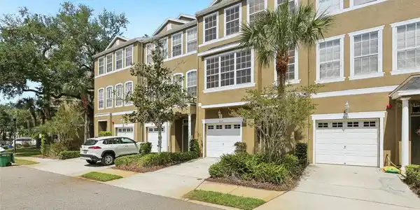 3005 BAYSHORE POINTE DRIVE