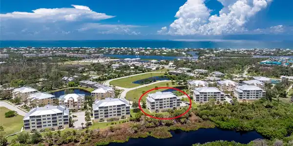 8571 AMBERJACK CIRCLE