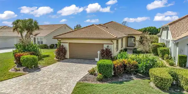 6789 GREENVIEW LANE