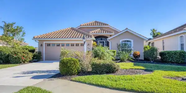 2984 ROYAL PALM DRIVE