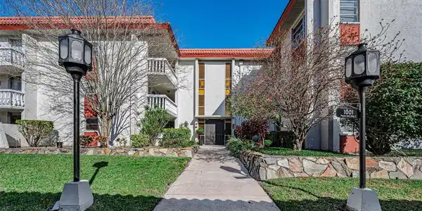 1001 PEARCE DRIVE