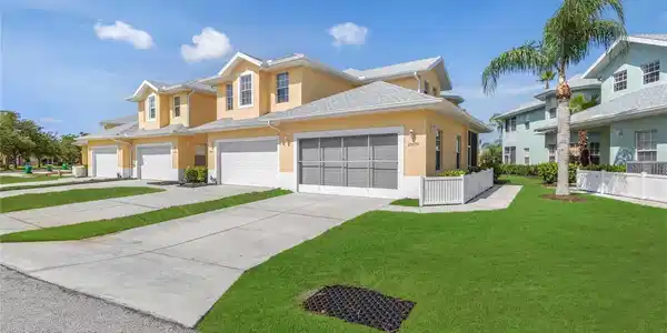 25555 HERITAGE LAKE BOULEVARD
