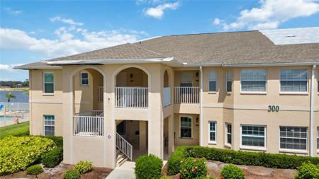 5800 SABAL TRACE DRIVE