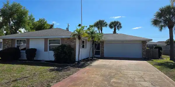 2260 SANDLEWOOD DRIVE