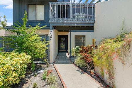 7364 CLOISTER DRIVE